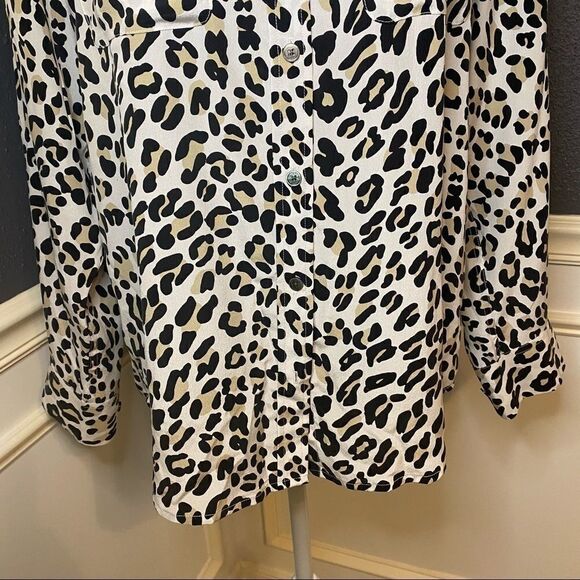 Equipment Signature Silk Button Down Shirt - Picture 6 of 13